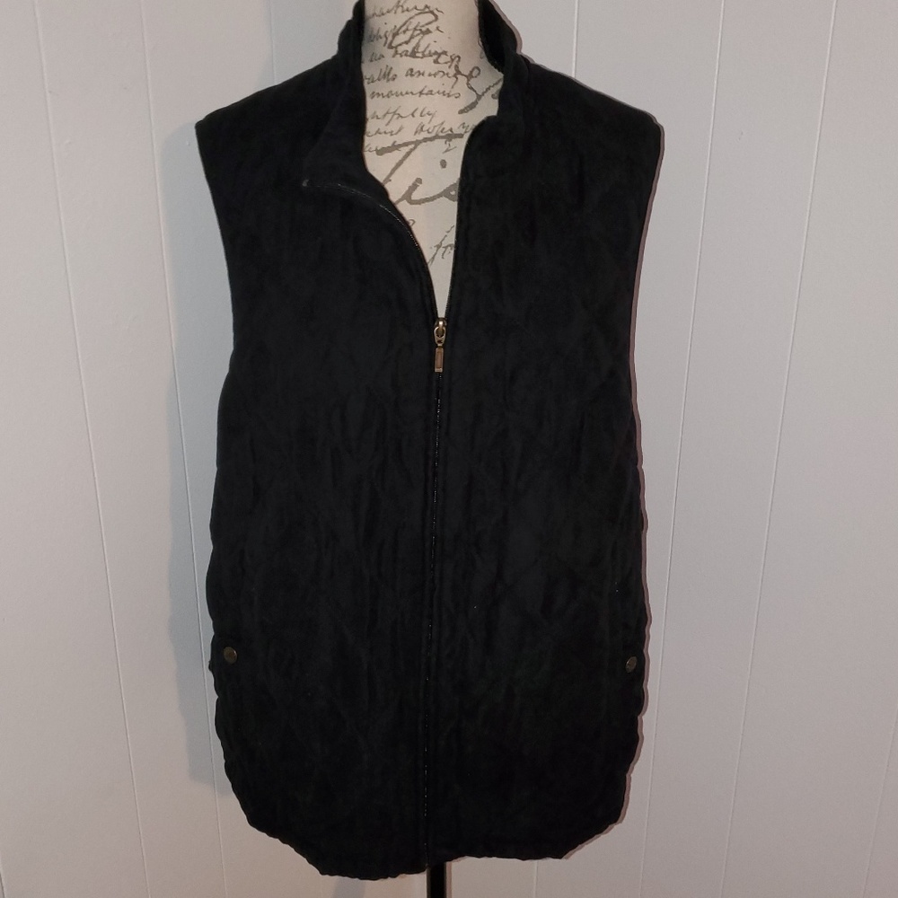 Croft and Barrow Black Vest